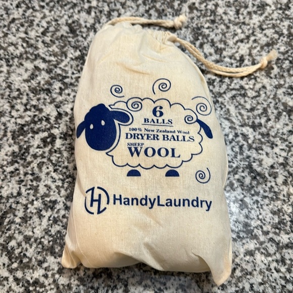 Handylaundry Other - Handy New Zealand Wool Laundry Dryer Balls Set of Six